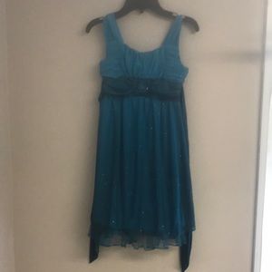 Girls dress size 8